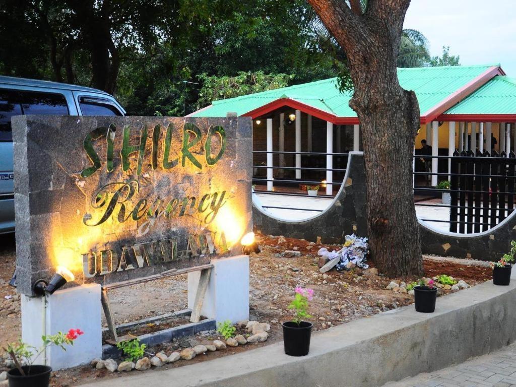Sihilro Regency Hotel Udawalawe Bagian luar foto